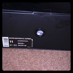 Supreme Nike spectrum 🔥🔥